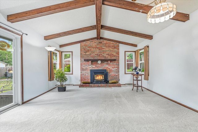 7400 Concerto Curve NE, Fridley, MN 55432