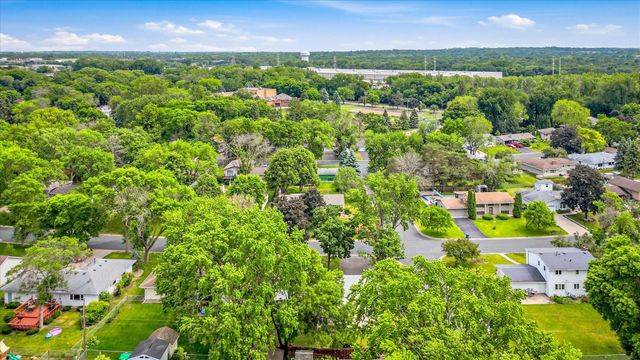 7400 Concerto Curve NE, Fridley, MN 55432