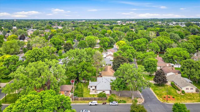 7400 Concerto Curve NE, Fridley, MN 55432
