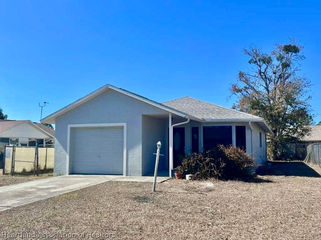 4325 THOMPSON Avenue N, Sebring, FL 33875