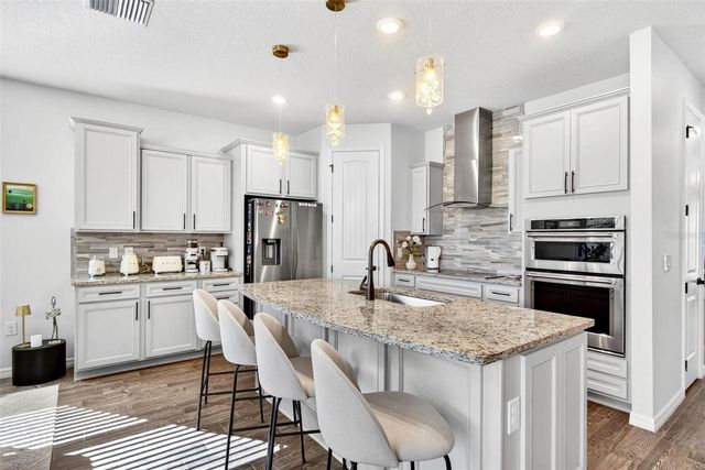 18744 BIRCHWOOD GROVES DRIVE, Lutz, FL 33558