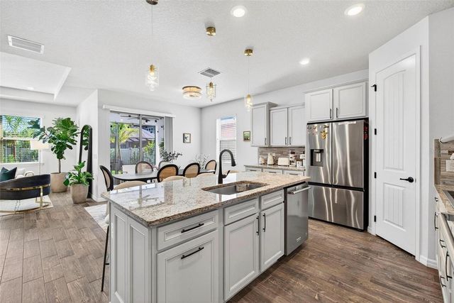 18744 BIRCHWOOD GROVES DRIVE, Lutz, FL 33558