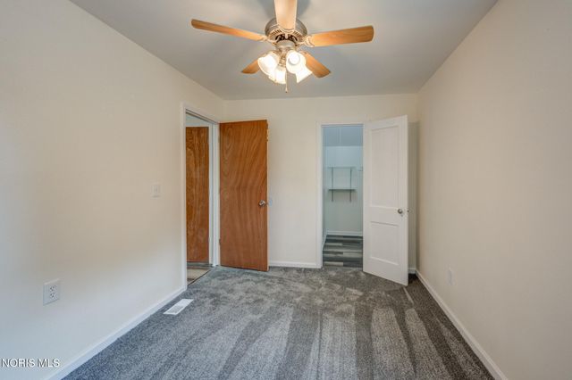 402 W 2nd Street, Perrysburg, OH 43551