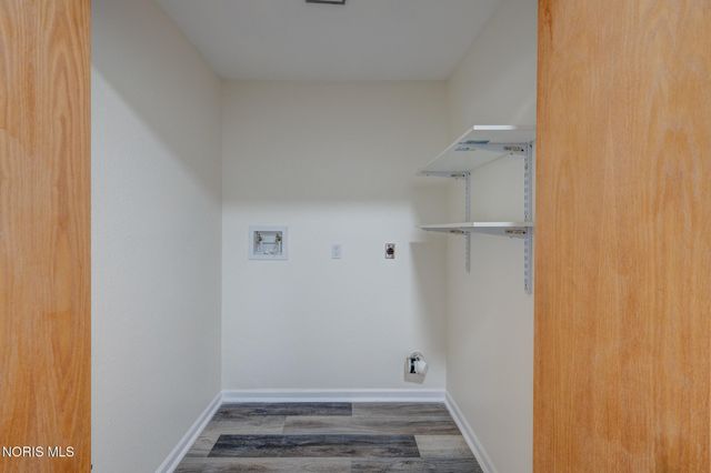402 W 2nd Street, Perrysburg, OH 43551