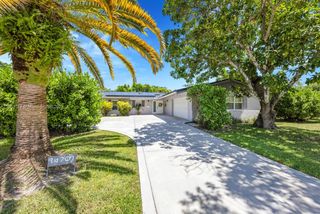 14701 SW 84th Ct, Palmetto Bay, FL 33158