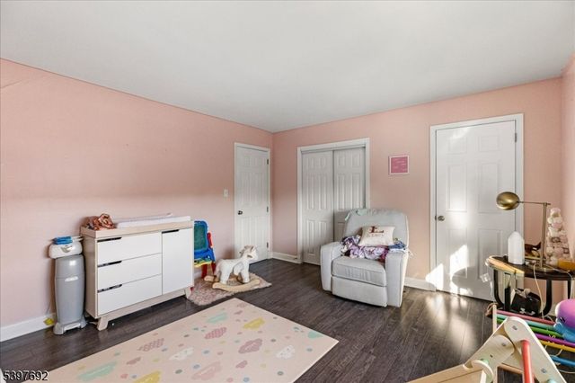 112 Wildflower Ln, Hillsborough Twp., NJ 08844