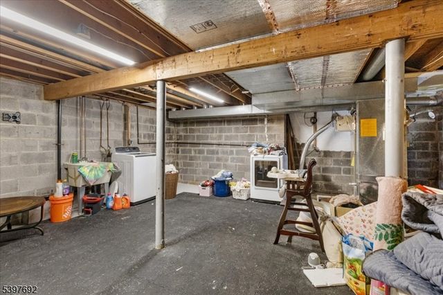 112 Wildflower Ln, Hillsborough Twp., NJ 08844