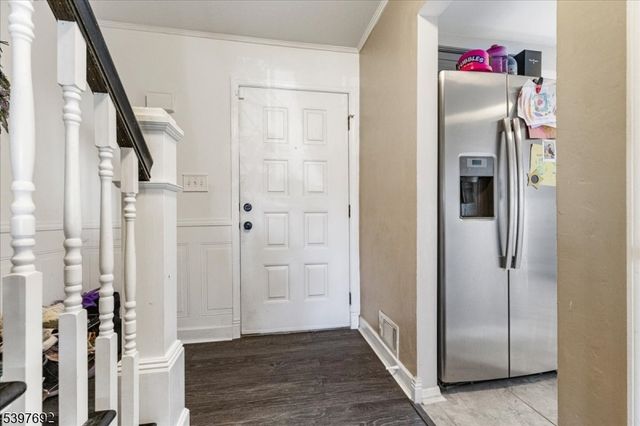 112 Wildflower Ln, Hillsborough Twp., NJ 08844