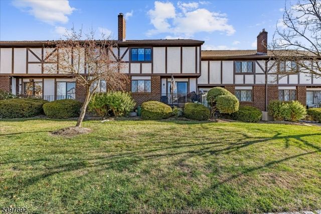 112 Wildflower Ln, Hillsborough Twp., NJ 08844