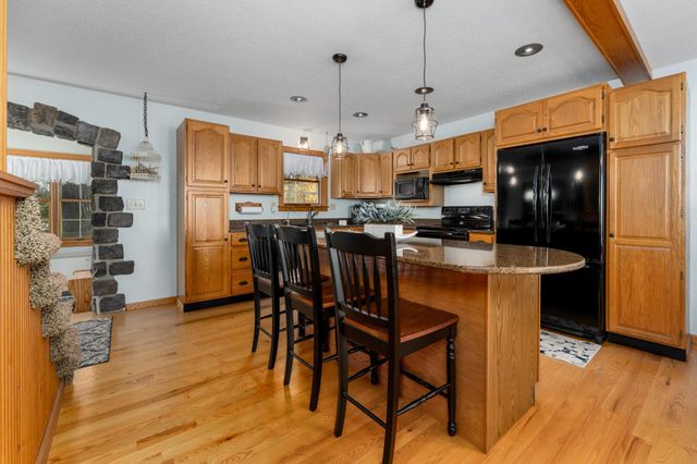 6322 Highland Scenic Road, Baxter, MN 56425