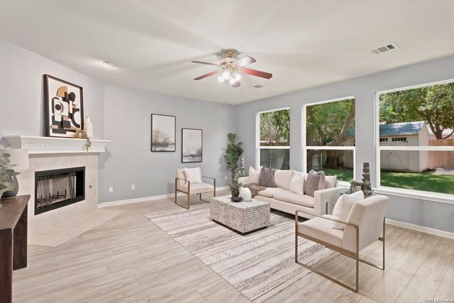 9114 Brae Moss, San Antonio, TX 78249