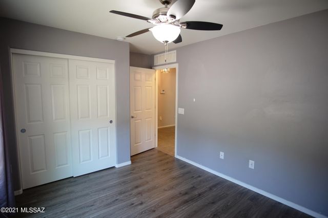 12389 E Calle Riobamba, Vail, AZ 85641