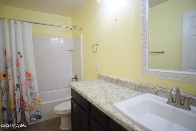 12389 E Calle Riobamba, Vail, AZ 85641