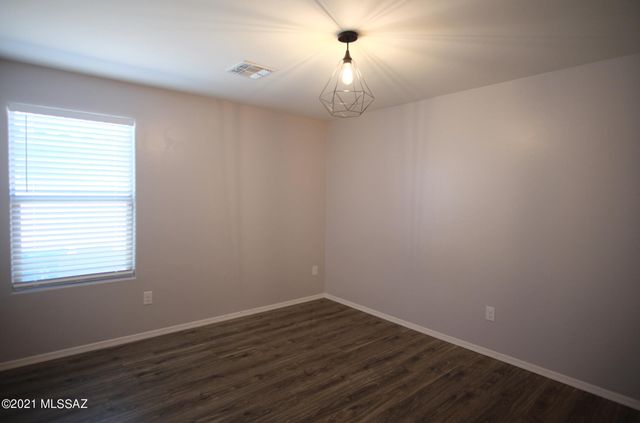 12389 E Calle Riobamba, Vail, AZ 85641
