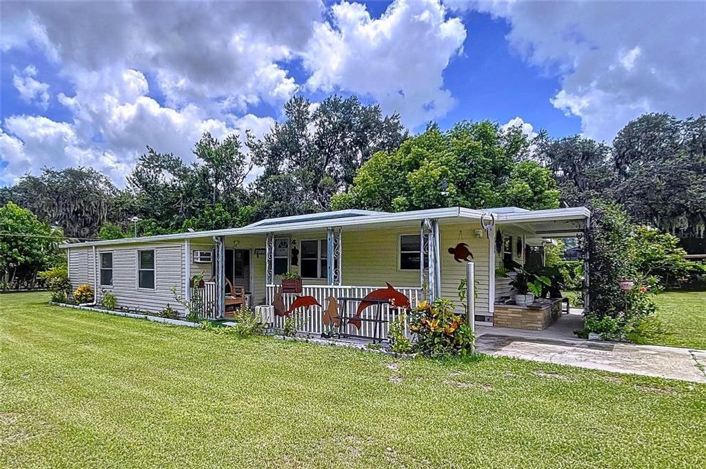 1726 FLINT DRIVE, Auburndale, FL 33823