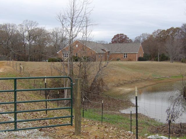 115 Valentine Road, Holly Springs, MS 38635