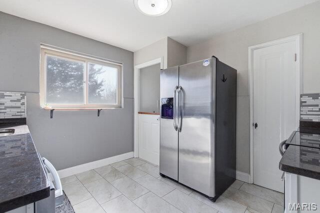 8628 Charlton Lane, St Louis, MO 63123