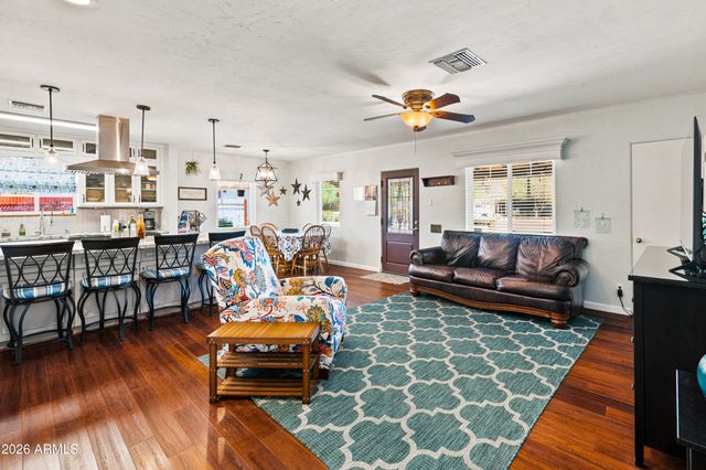 3026 N 15TH Place, Phoenix, AZ 85014