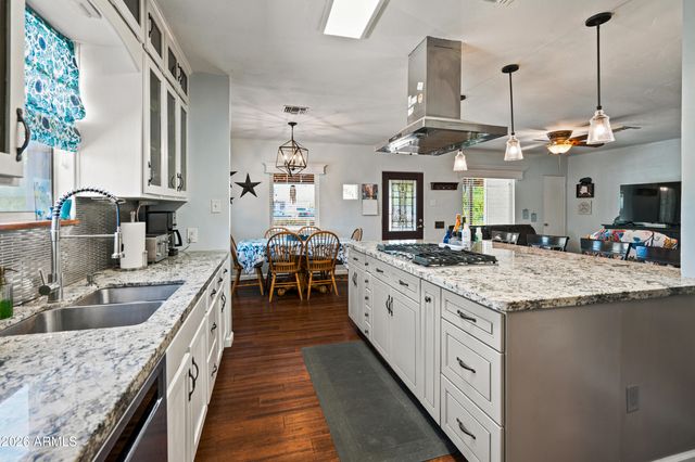 3026 N 15TH Place, Phoenix, AZ 85014