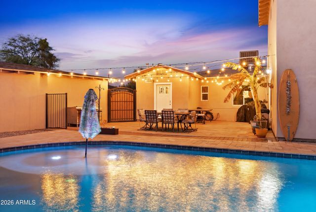 3026 N 15TH Place, Phoenix, AZ 85014