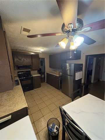 2275 Briar Knoll Road, Lithonia, GA 30058