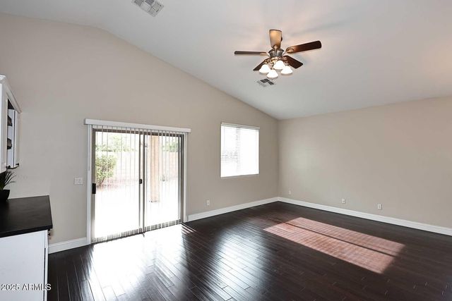 16945 W MANCHESTER Drive, Surprise, AZ 85374