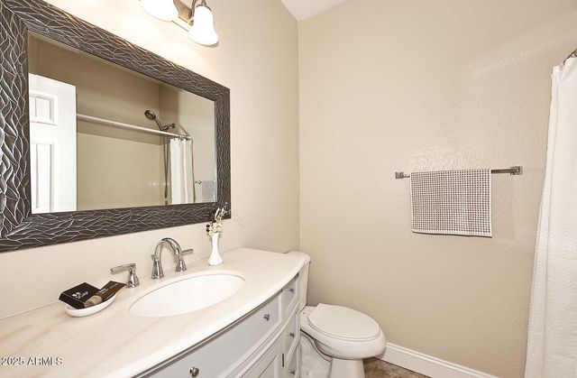 16945 W MANCHESTER Drive, Surprise, AZ 85374