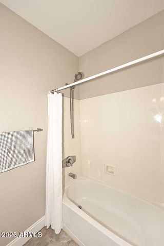 16945 W MANCHESTER Drive, Surprise, AZ 85374