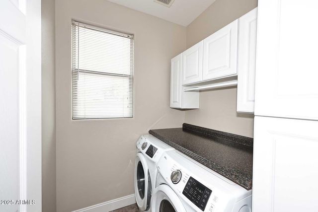 16945 W MANCHESTER Drive, Surprise, AZ 85374