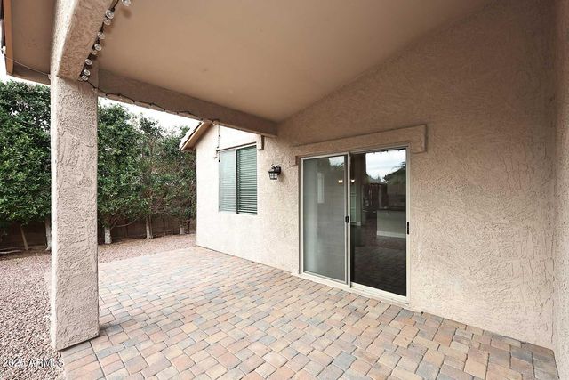 16945 W MANCHESTER Drive, Surprise, AZ 85374