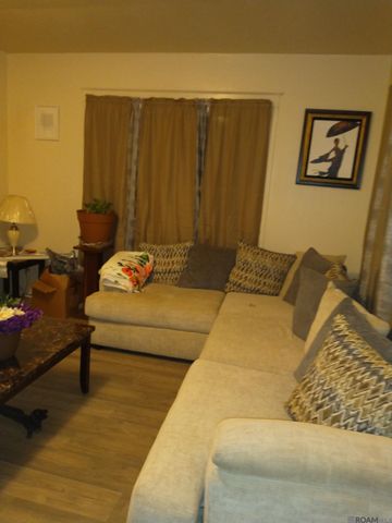 2557 Hollywood St, Baton Rouge, LA 70805