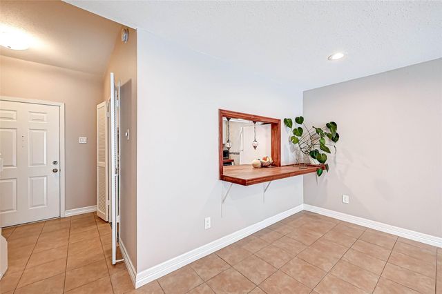 2232 S Piney Point Road 103, Houston, TX 77063