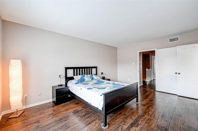 2232 S Piney Point Road 103, Houston, TX 77063