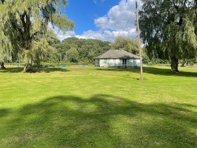 13697 Lower Bayside Drive, Belding, MI 48809