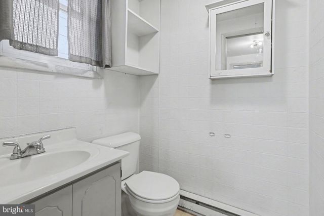 172 E PENN ST, Carlisle, PA 17013