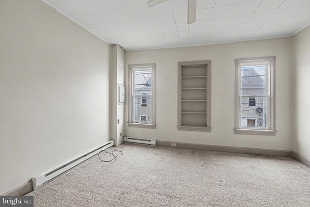 172 E PENN ST, Carlisle, PA 17013