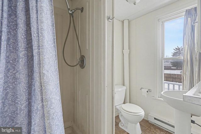 172 E PENN ST, Carlisle, PA 17013