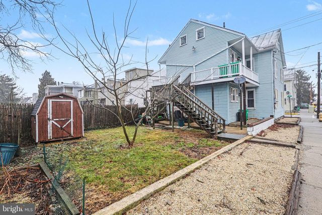 172 E PENN ST, Carlisle, PA 17013