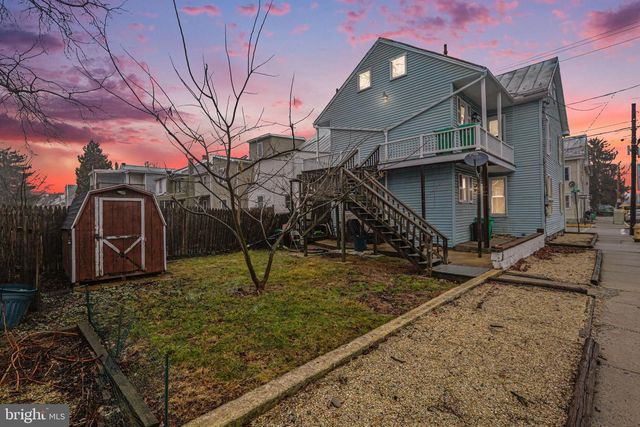 172 E PENN ST, Carlisle, PA 17013