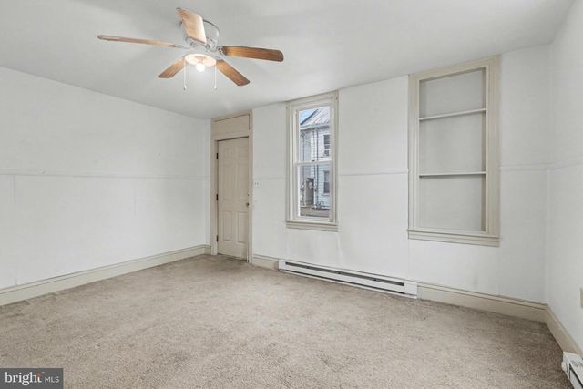 172 E PENN ST, Carlisle, PA 17013