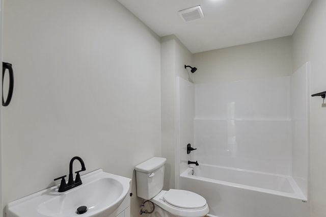 2998 Jordon, Cowarts, AL 36321