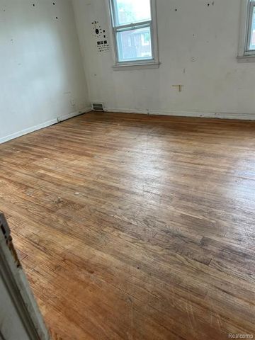 16617 Mendota Street, Detroit, MI 48221