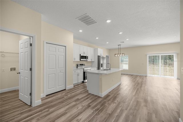 13745 SW 43RD CIRCLE, Ocala, FL 34473