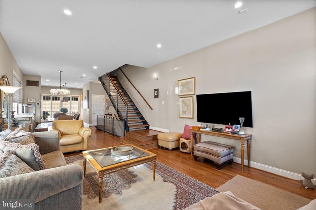 3800 DILLON ST, Baltimore, MD 21224