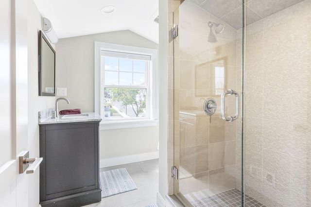 16 Downey St 16, Watertown, MA 02472