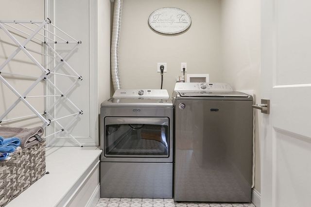 16 Downey St 16, Watertown, MA 02472