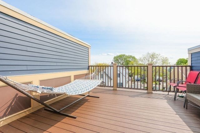 16 Downey St 16, Watertown, MA 02472