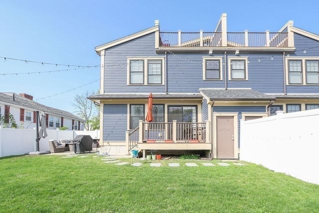 16 Downey St 16, Watertown, MA 02472