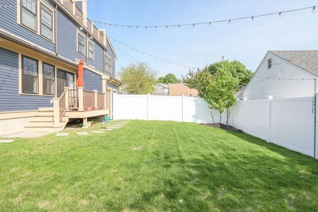 16 Downey St 16, Watertown, MA 02472