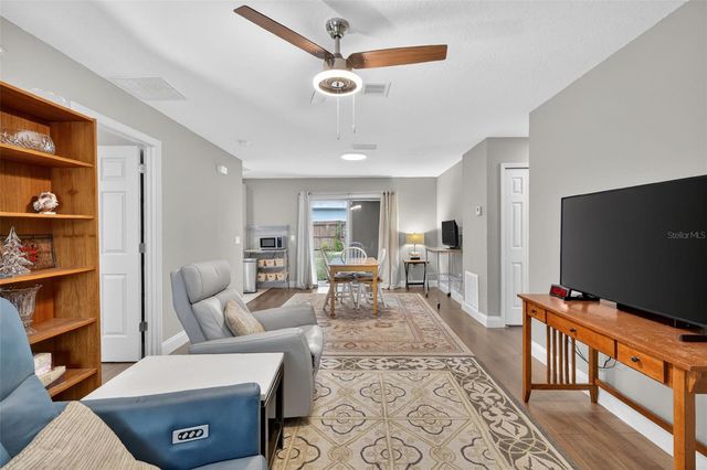 512 HIGHLAND DRIVE, Eustis, FL 32726